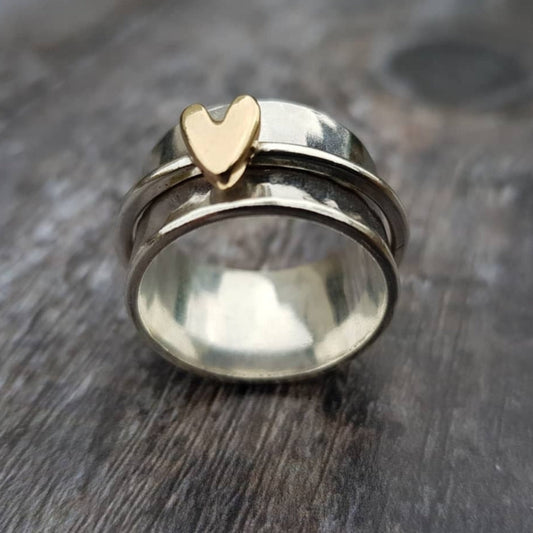 Anillo vintage de plata de corazón de oro