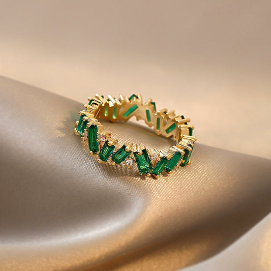 Anillo Corona Real con Circonitas Verdes