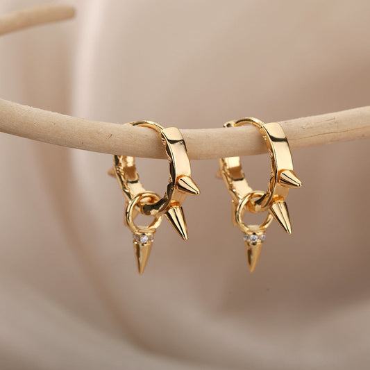 Aretes Minimalistas de Puntas en Oro