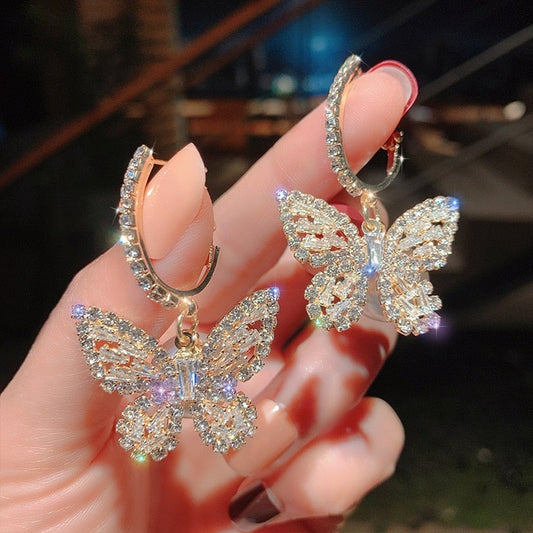 Aretes de Mariposa con Circonitas en Oro