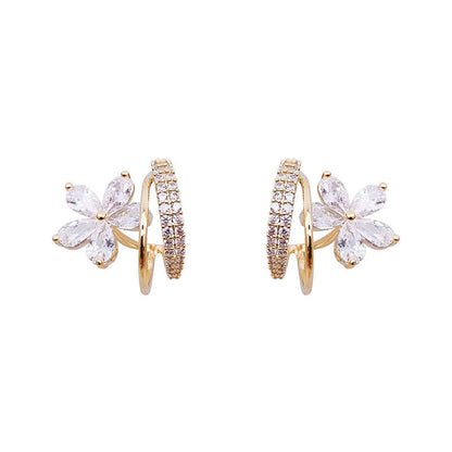 Aretes Florales con Circonitas en Oro
