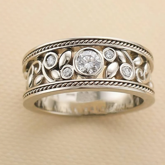 Anillo vintage de plata con circonia