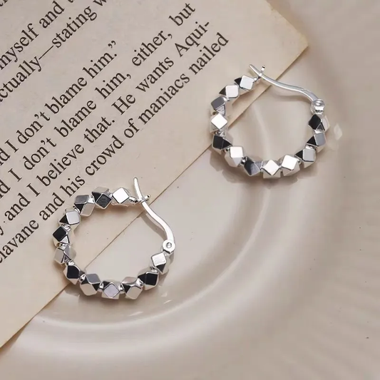 Aretes Cúbicos Vintage en Plata