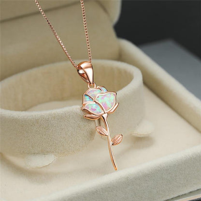 Colgante Flor Nupcial en Ópalo y Oro Rosa